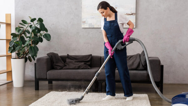 Woning reinigen met hete stoom